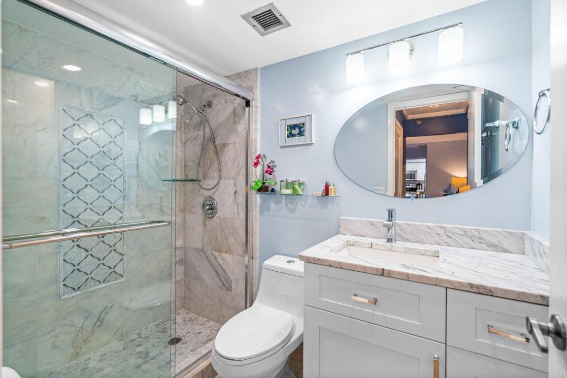 3221 S Ocean Boulevard 104