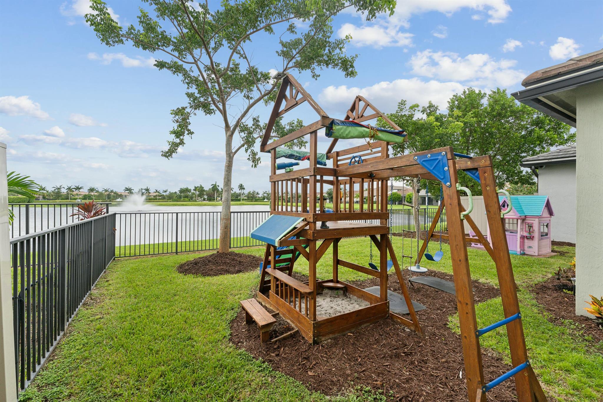 4821 San Fratello Circle