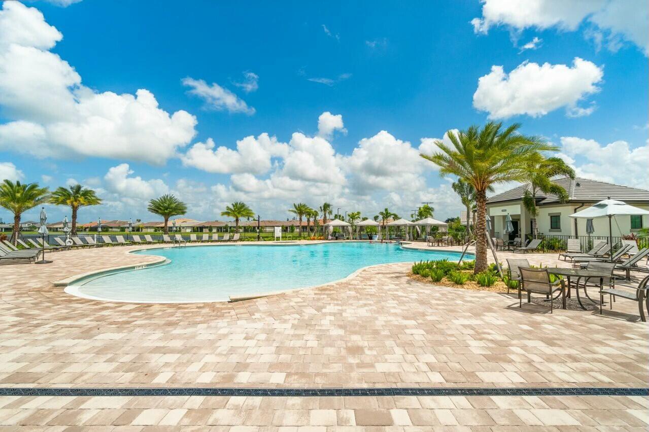 4821 San Fratello Circle