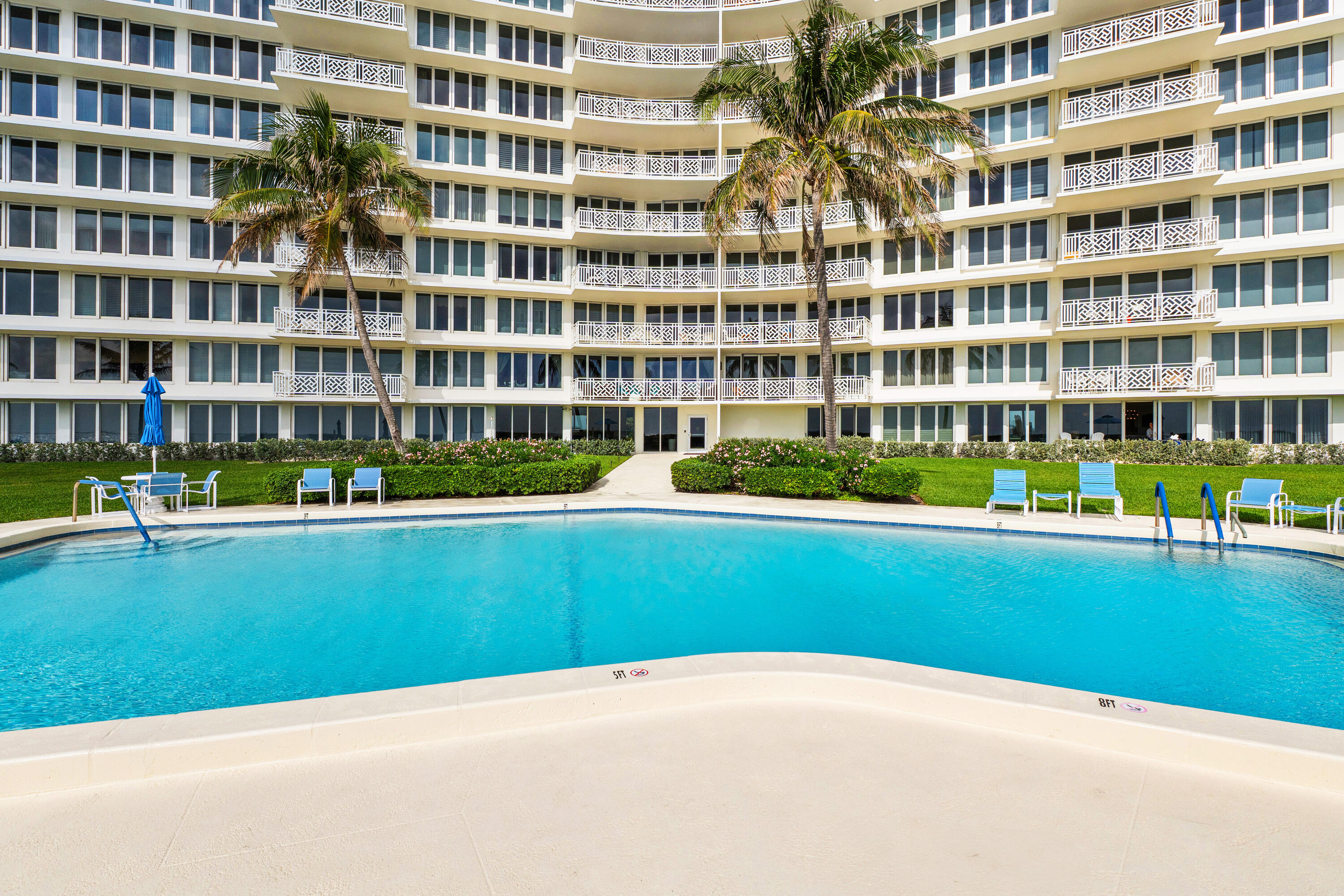 1225 S Ocean Boulevard 103