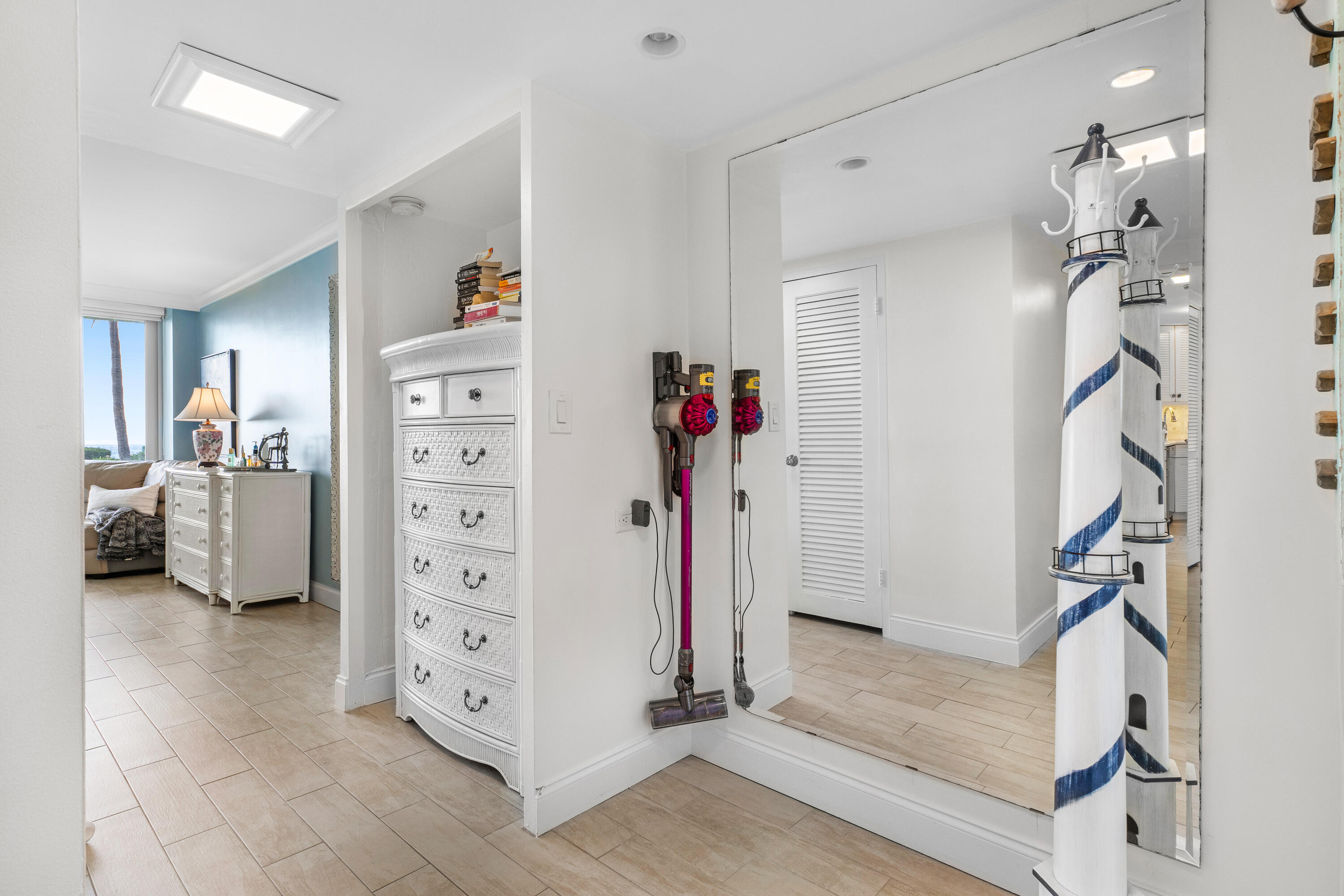 1225 S Ocean Boulevard 103