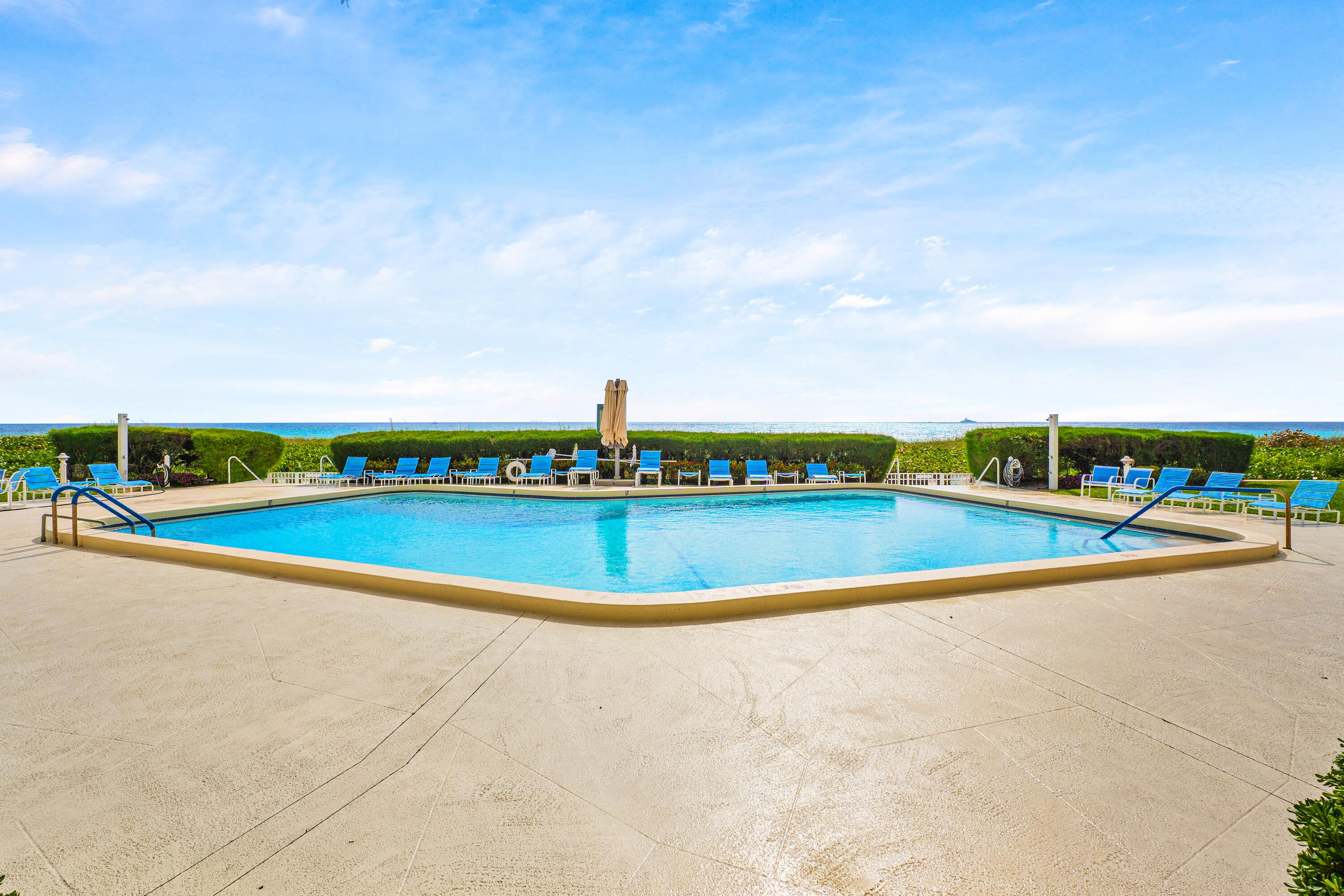 1225 S Ocean Boulevard 103