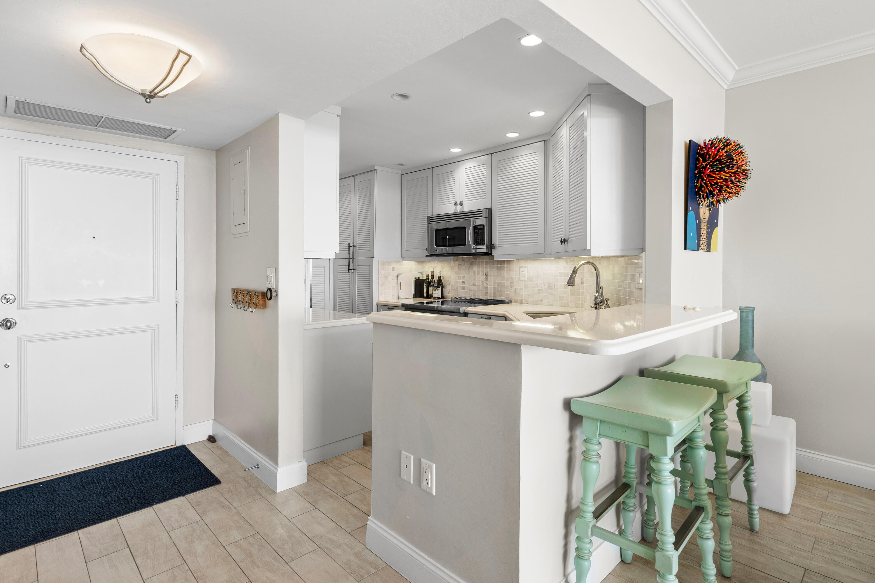 1225 S Ocean Boulevard 103