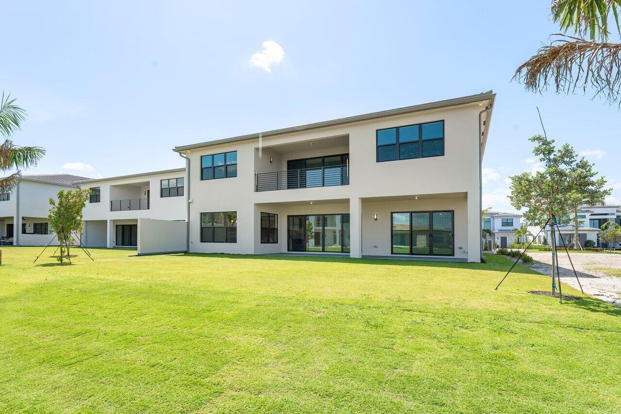 9459 Riverside Park Drive