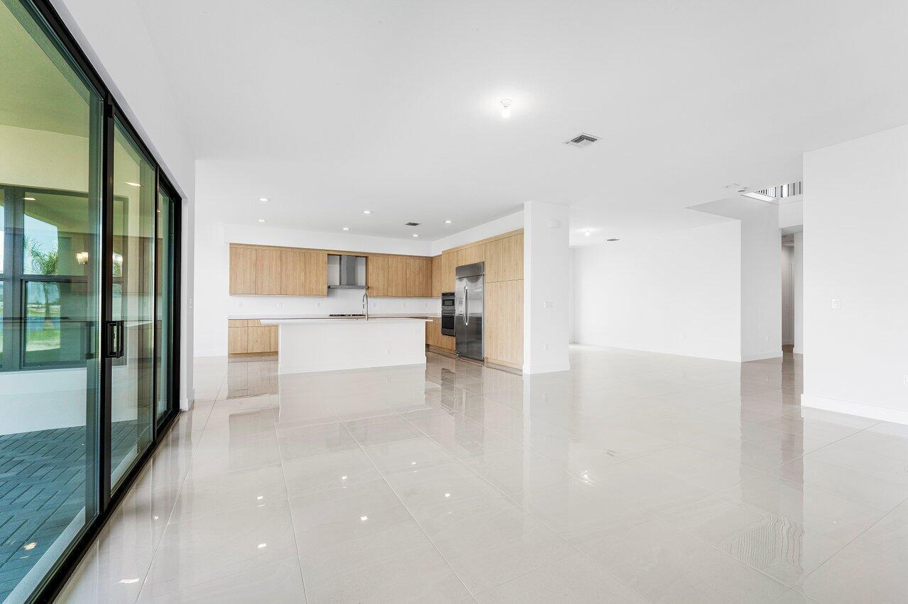 9459 Riverside Park Drive