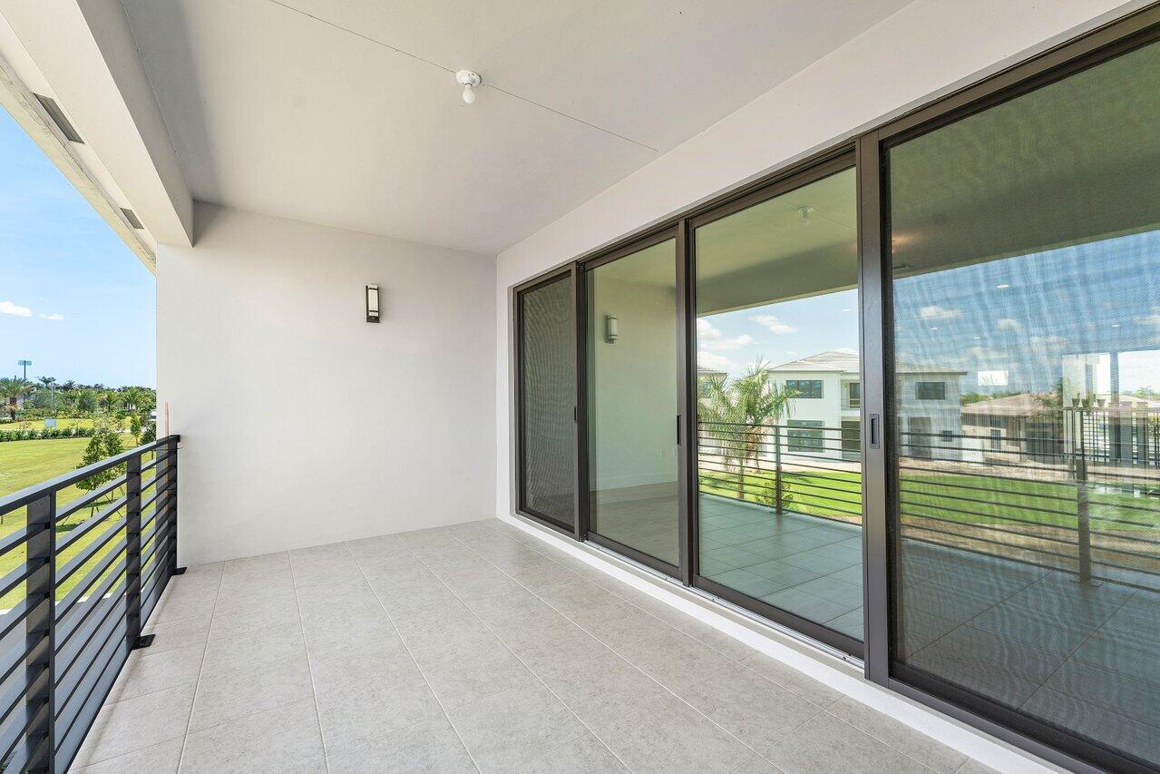 9459 Riverside Park Drive