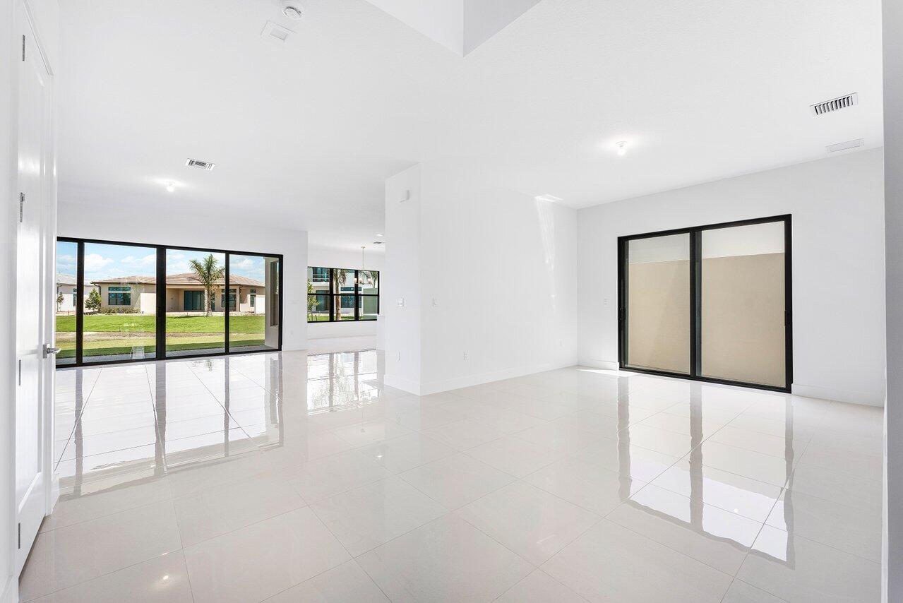 9459 Riverside Park Drive