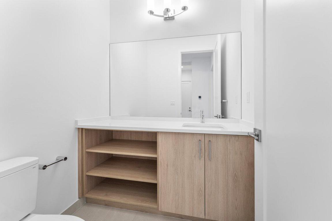 9459 Riverside Park Drive