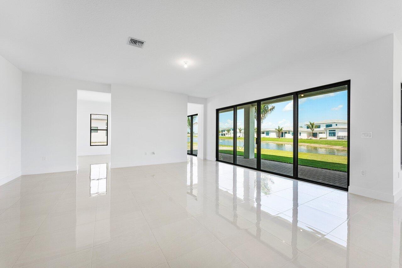 9459 Riverside Park Drive