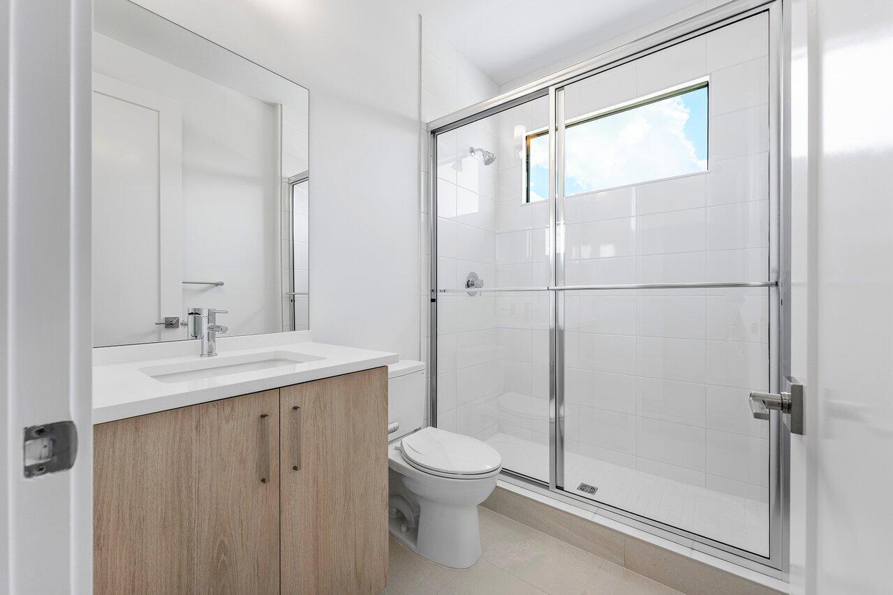 9459 Riverside Park Drive