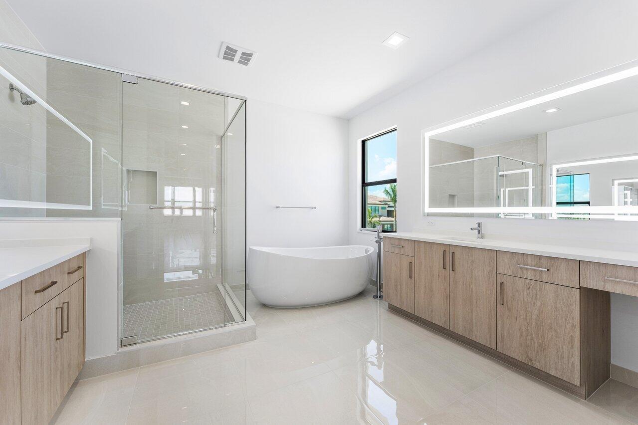 9459 Riverside Park Drive