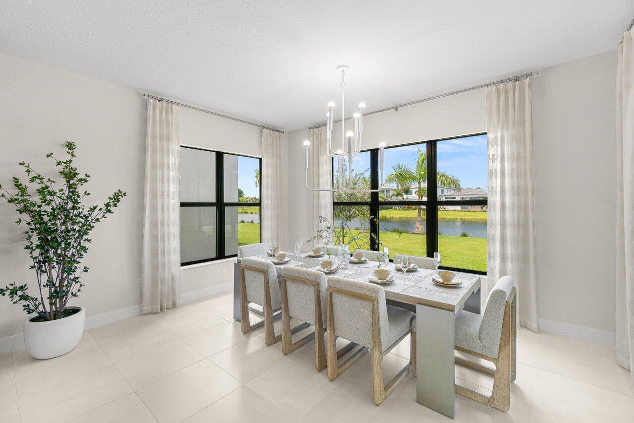 20407 Southernwood Avenue