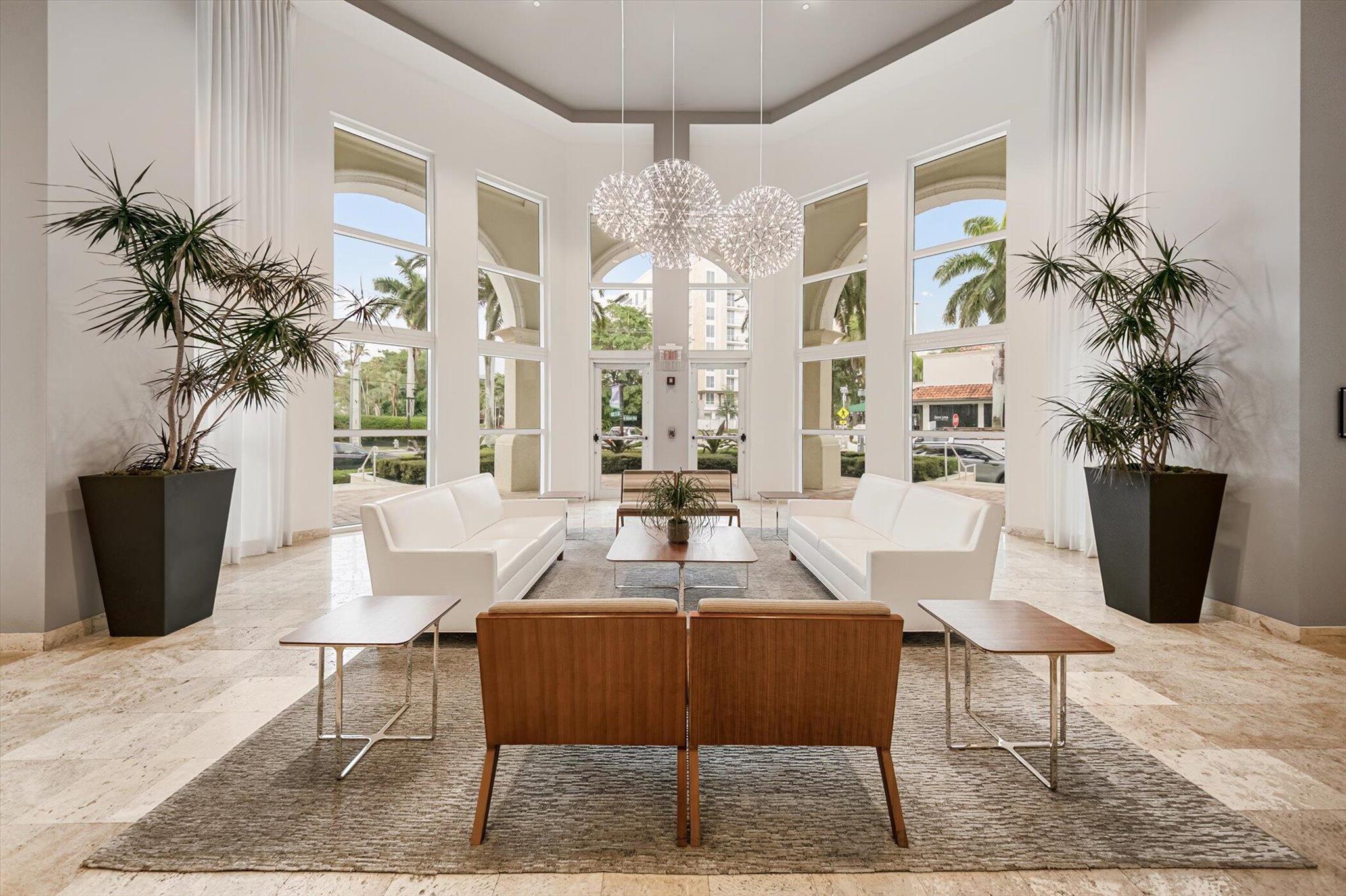 99 SE Mizner Boulevard Ph 22