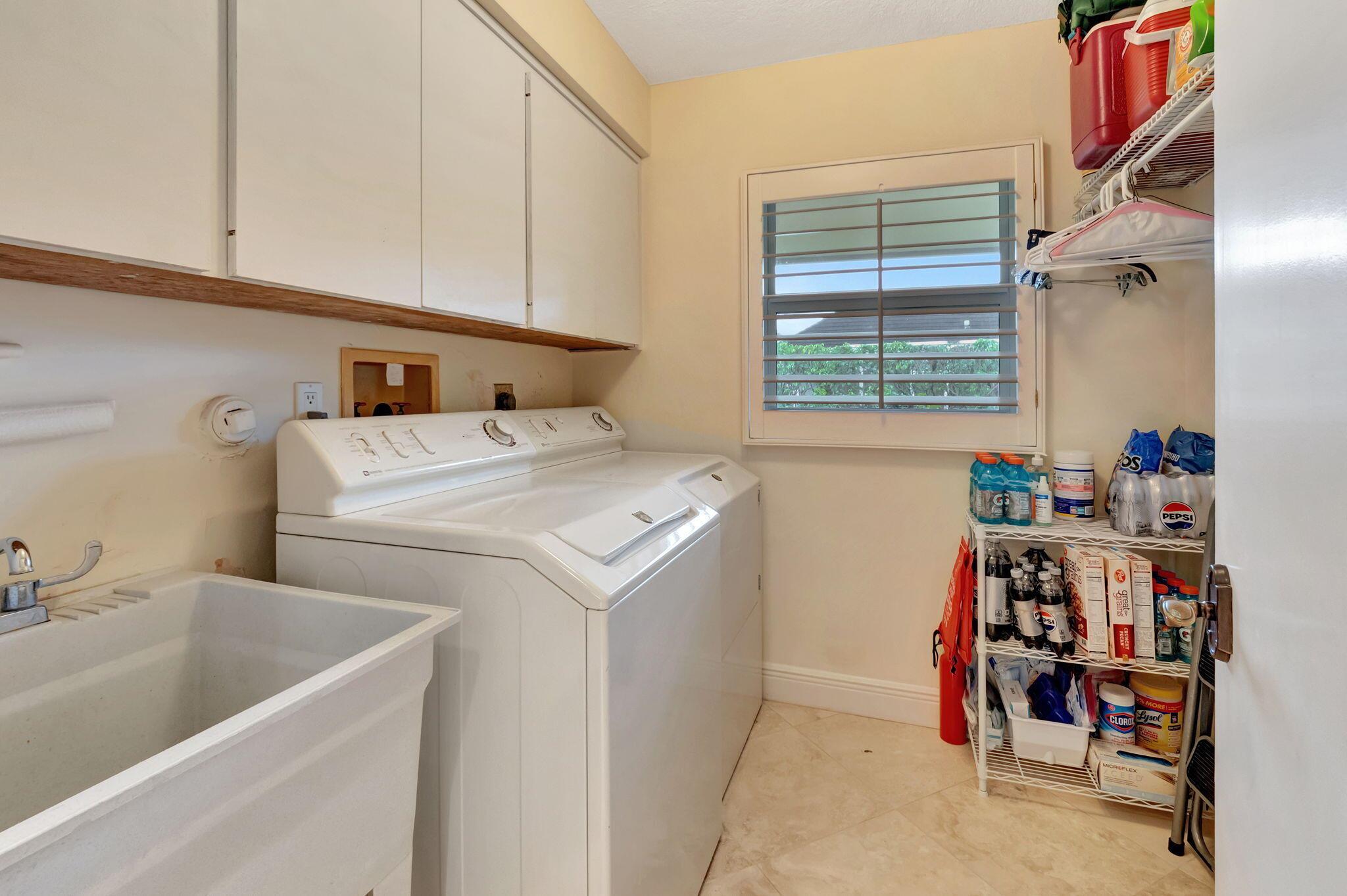 11943 Date Palm Drive
