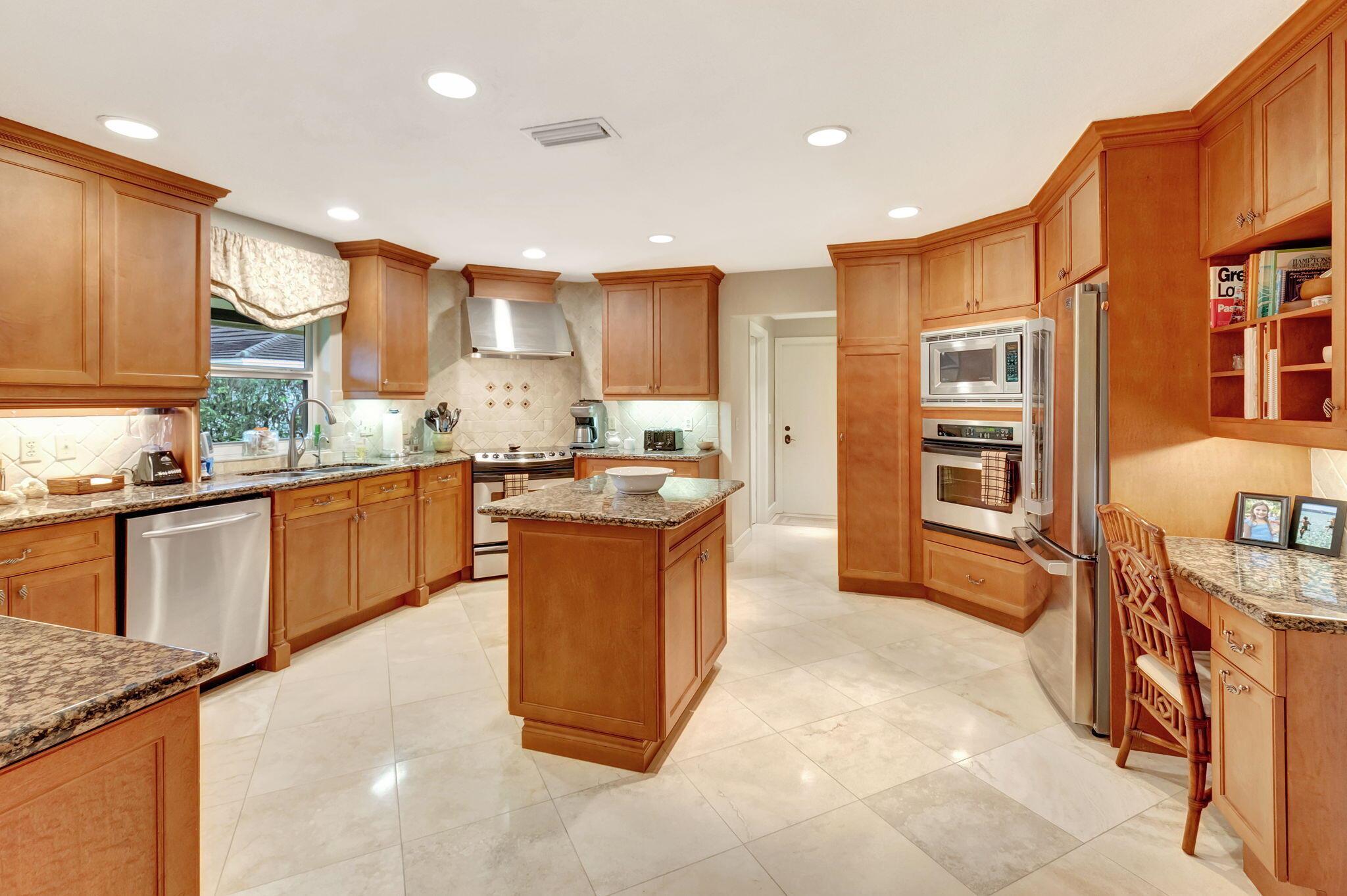 11943 Date Palm Drive