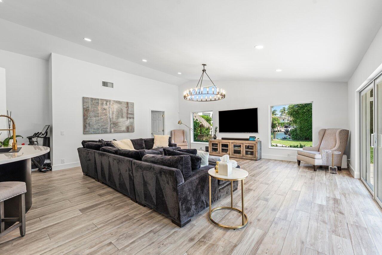 7700 NE Spanish Trail Court