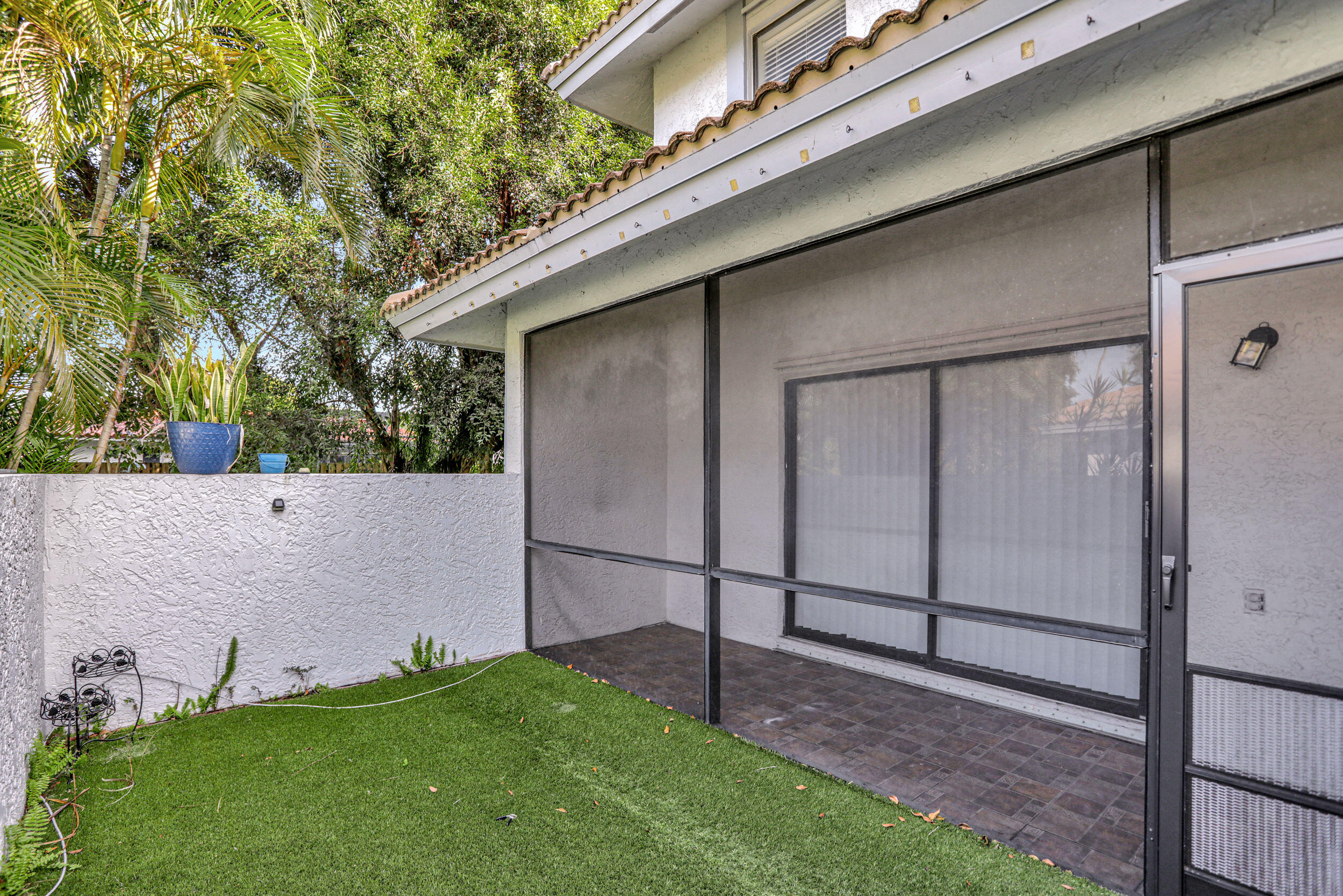 9775 Riverside Drive 68-3, Coral Springs Unit: 68-3