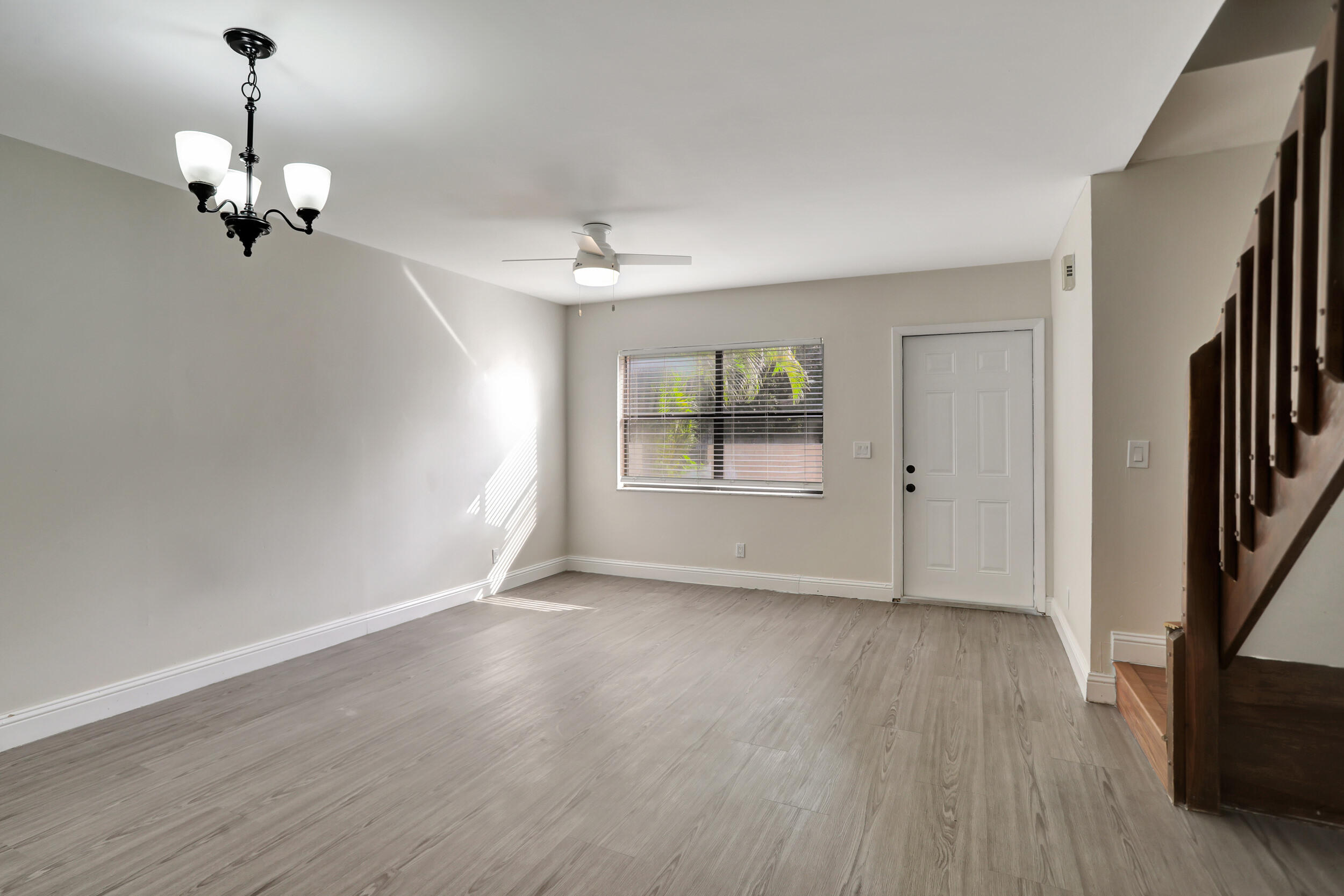 9775 Riverside Drive 68-3, Coral Springs Unit: 68-3