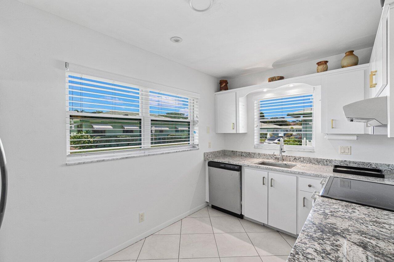 617 Hummingbird Lane