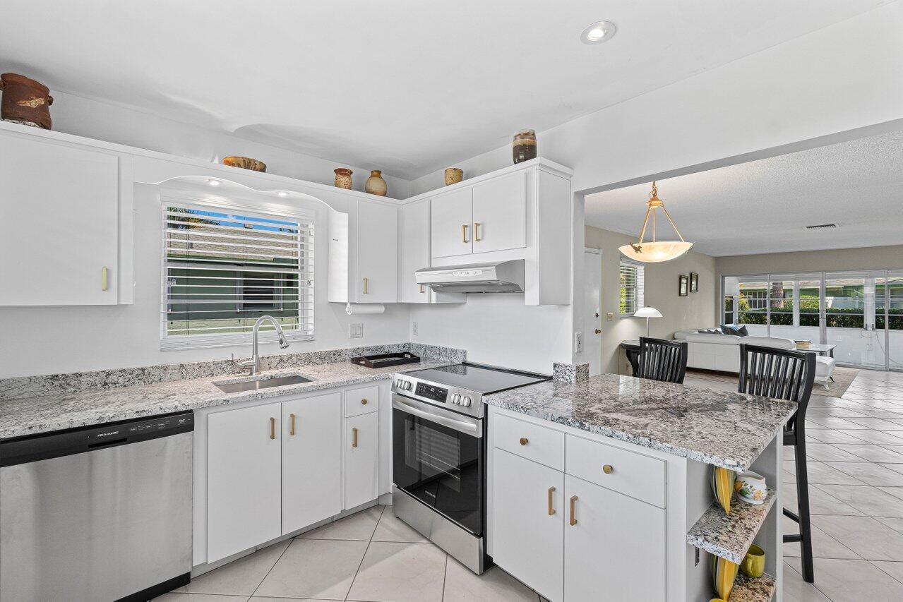 617 Hummingbird Lane