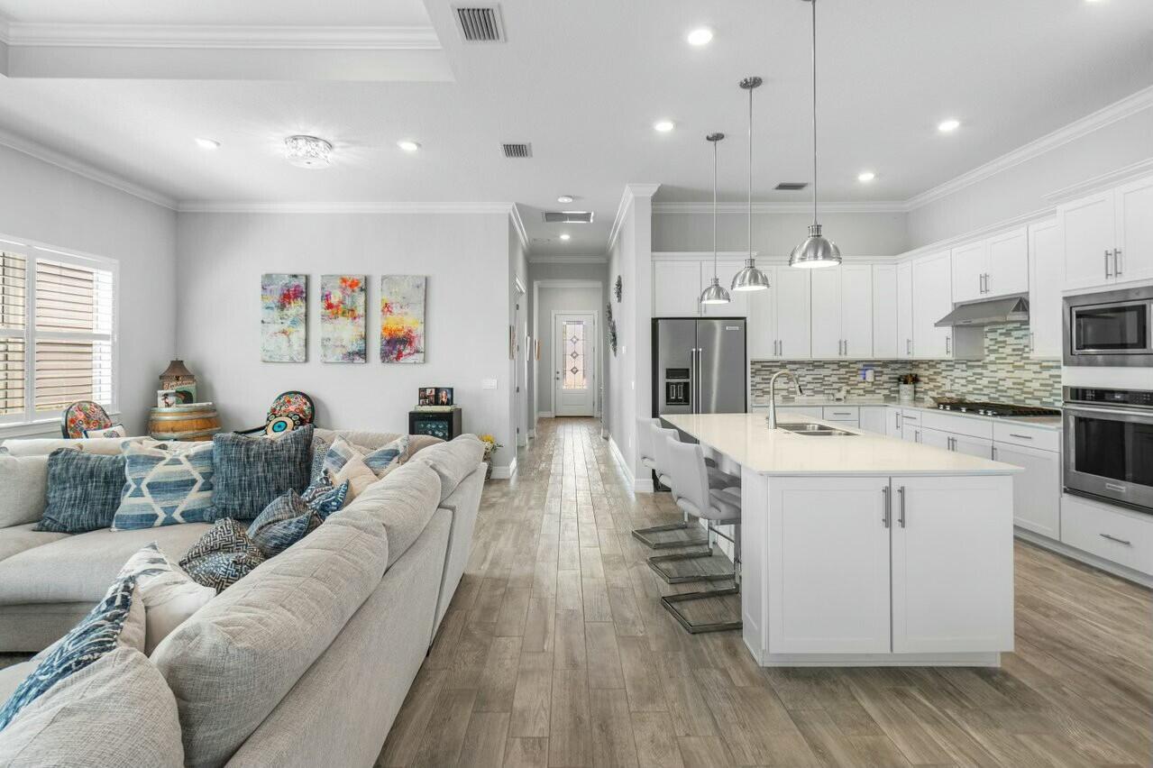 10361 Northbrook Circle