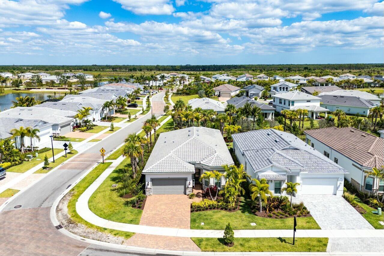 10361 Northbrook Circle