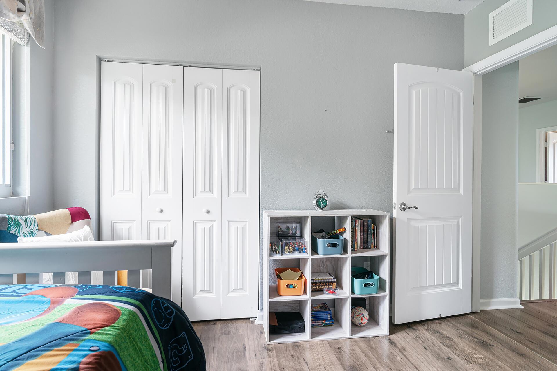 4725 Foxtail Palm Court