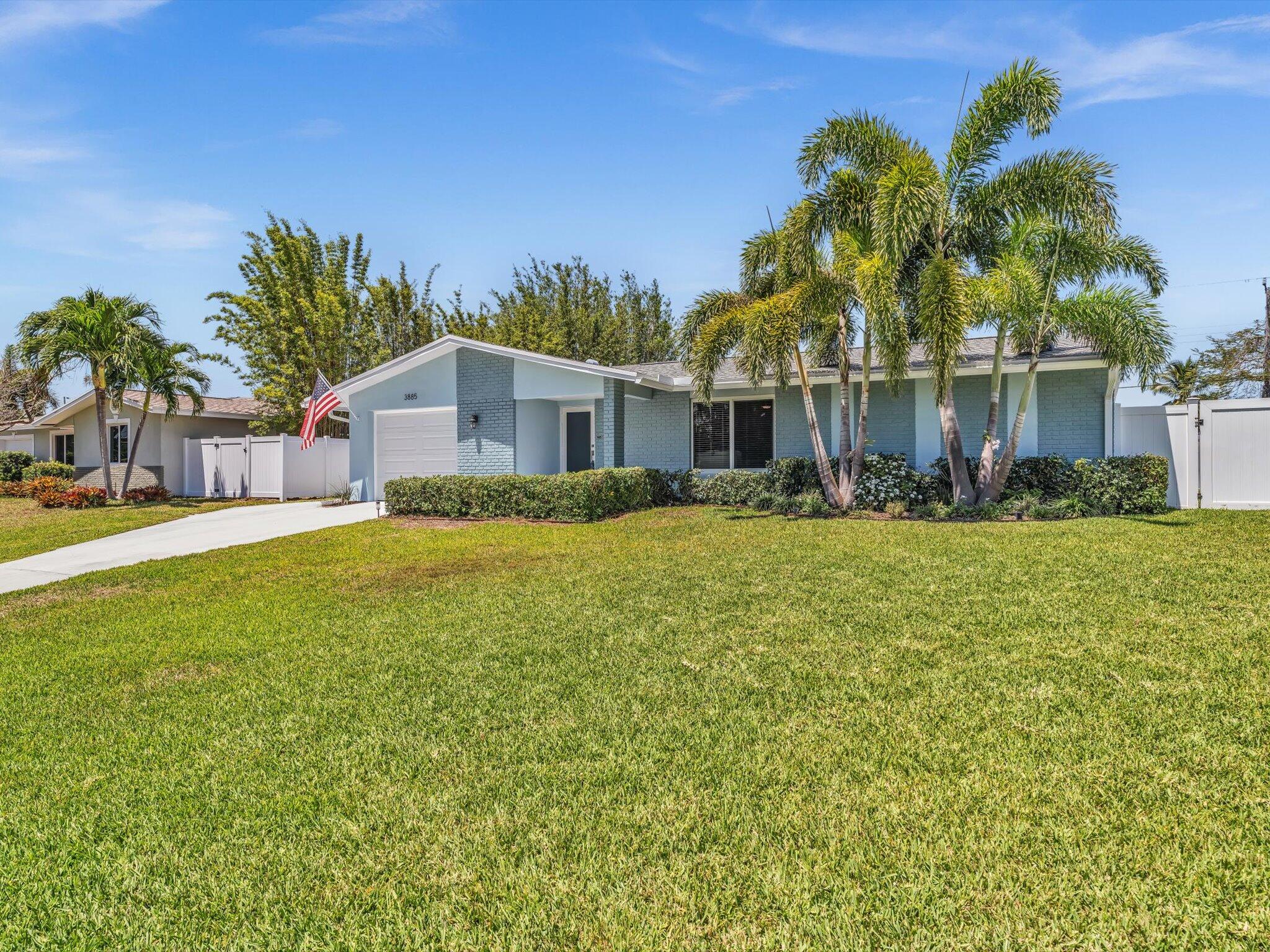 3885 Bluebell Street, Palm Beach Gardens