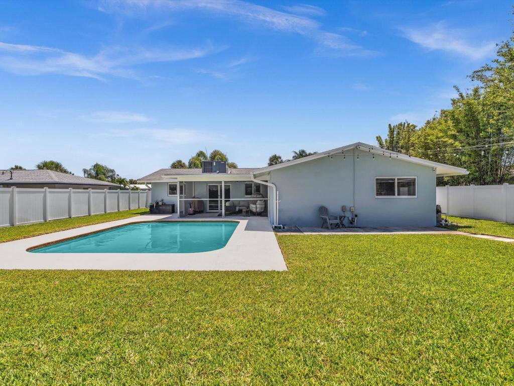 3885 Bluebell Street, Palm Beach Gardens