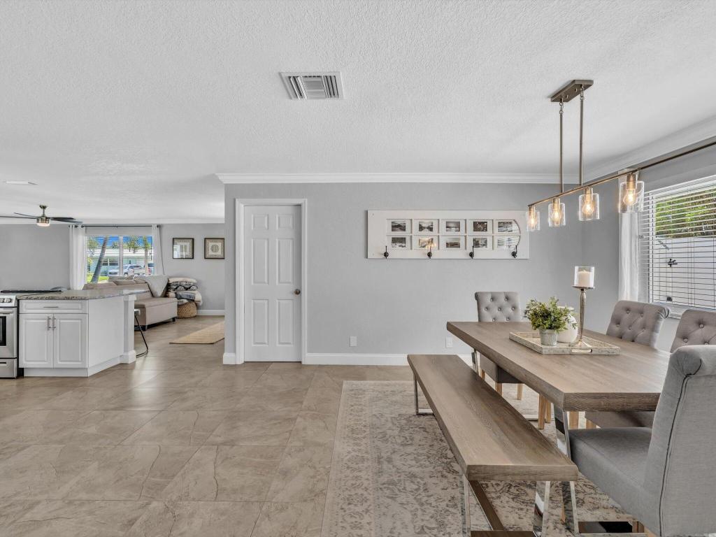 3885 Bluebell Street, Palm Beach Gardens