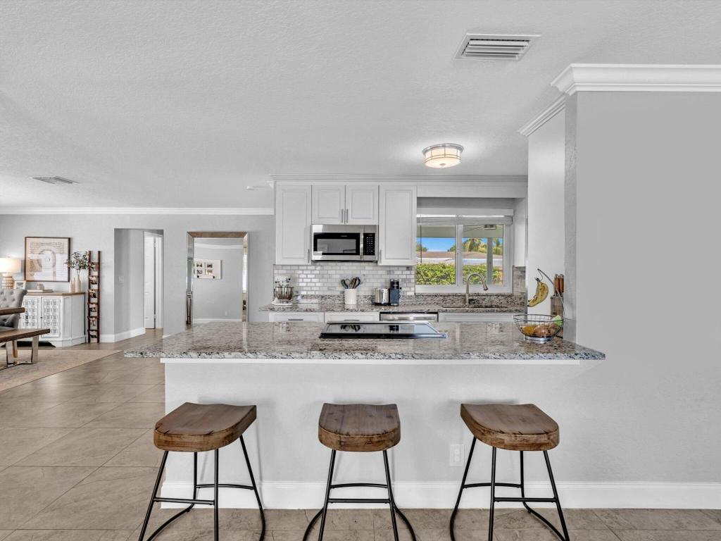 3885 Bluebell Street, Palm Beach Gardens