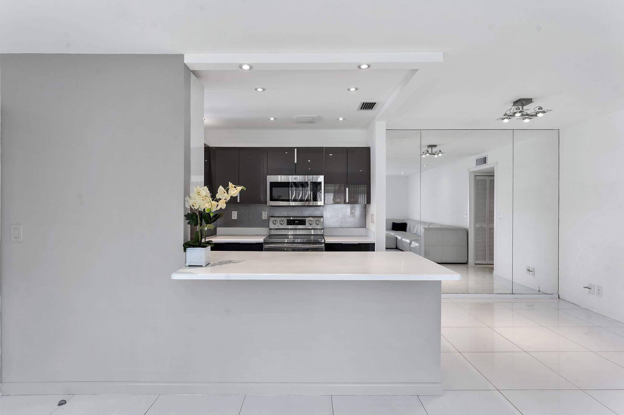 1347 NE High Point Way Way NE D