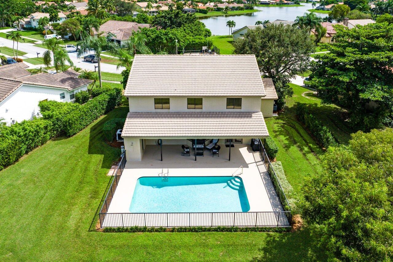 11842 Island Lakes Lane