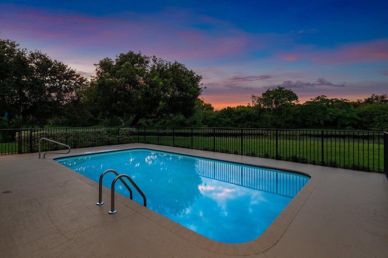 11842 Island Lakes Lane