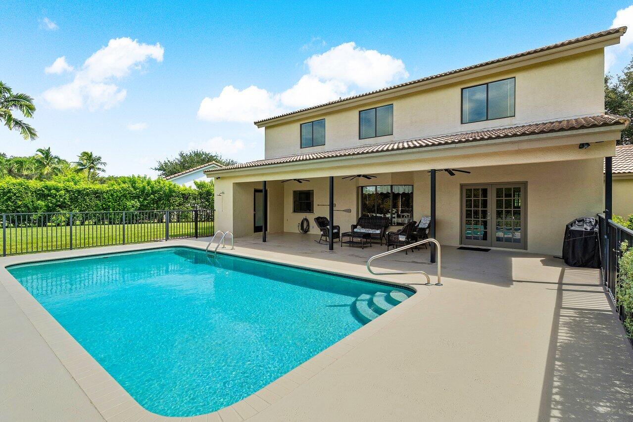 11842 Island Lakes Lane