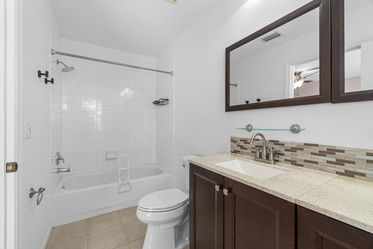 8127 Bellagio Lane