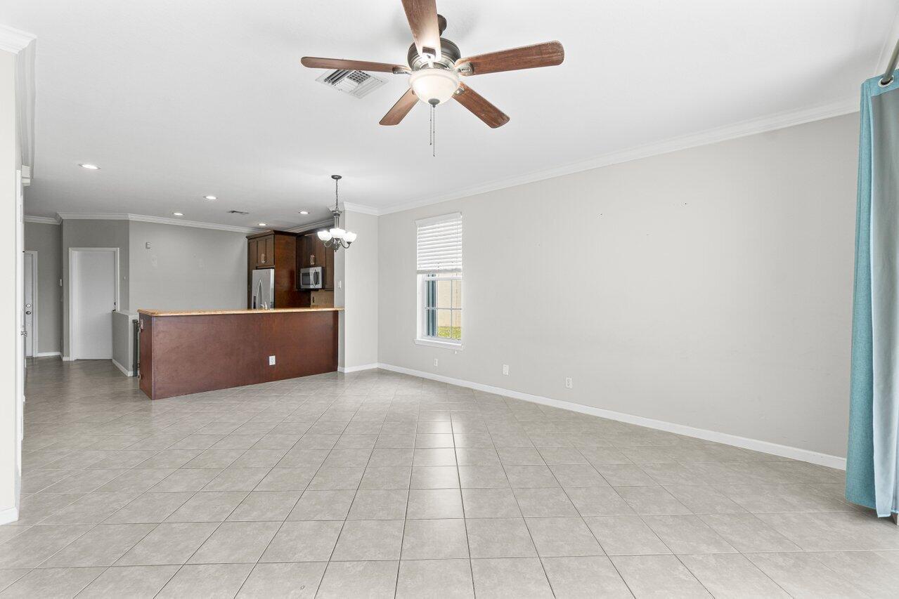 8127 Bellagio Lane