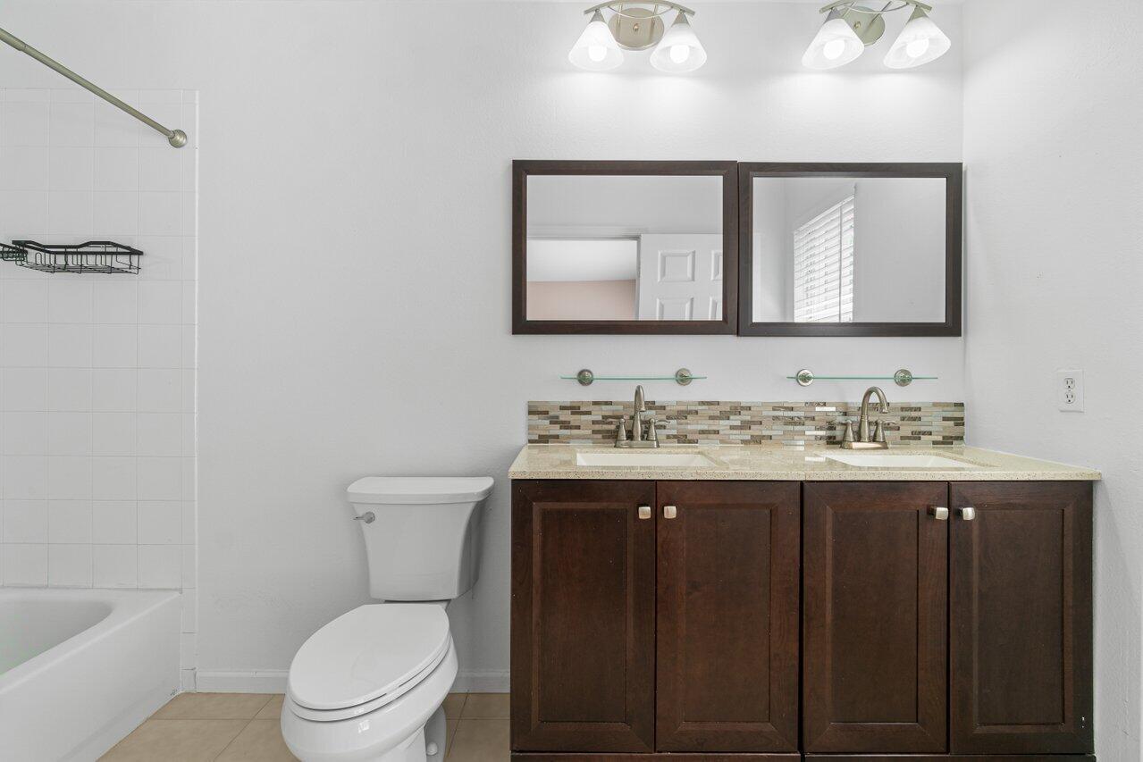 8127 Bellagio Lane