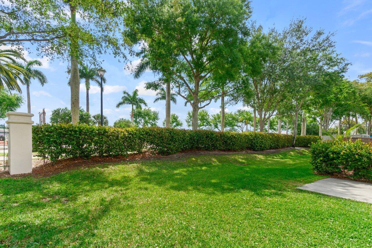8127 Bellagio Lane