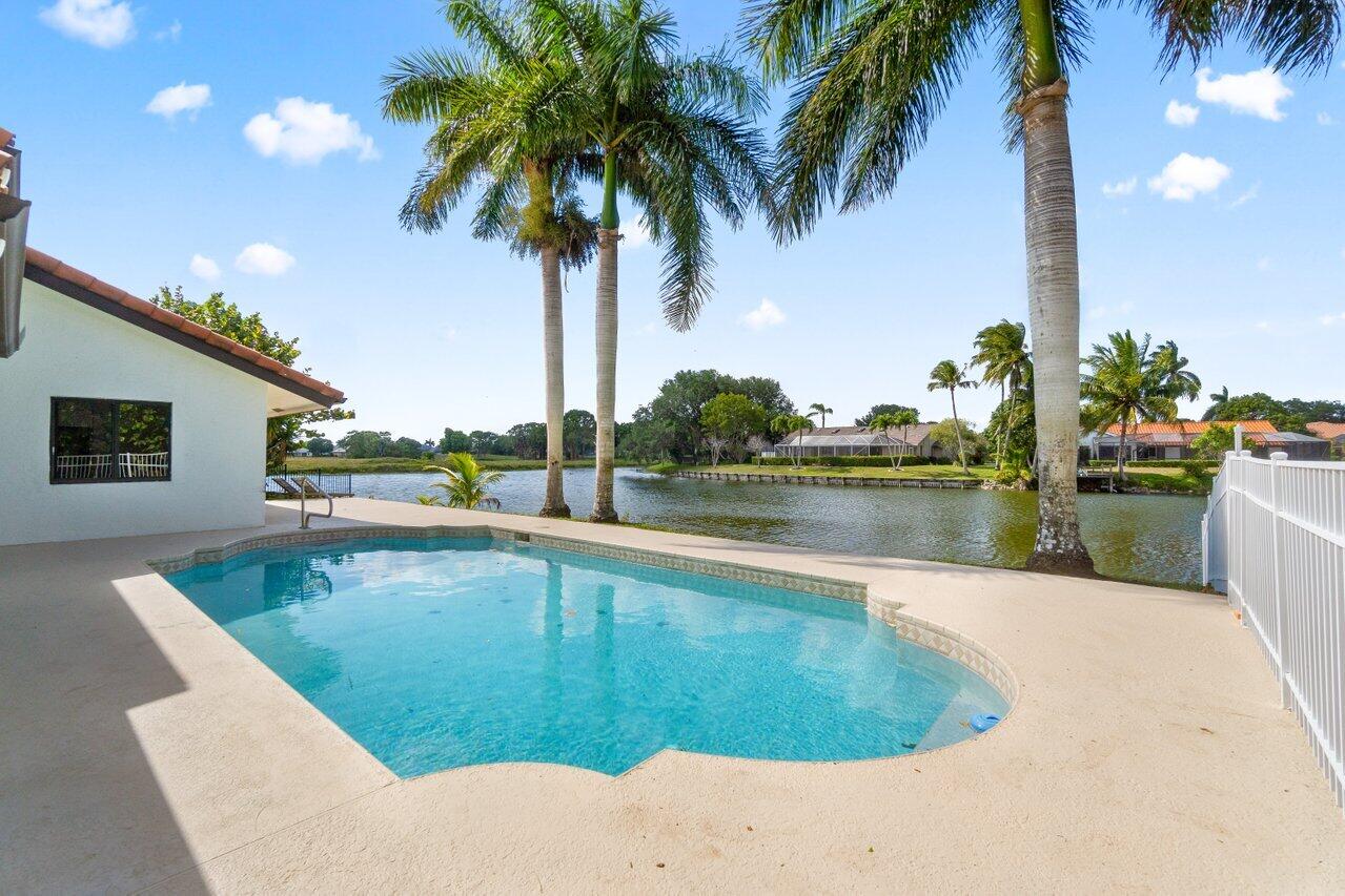 2281 Seaford Drive