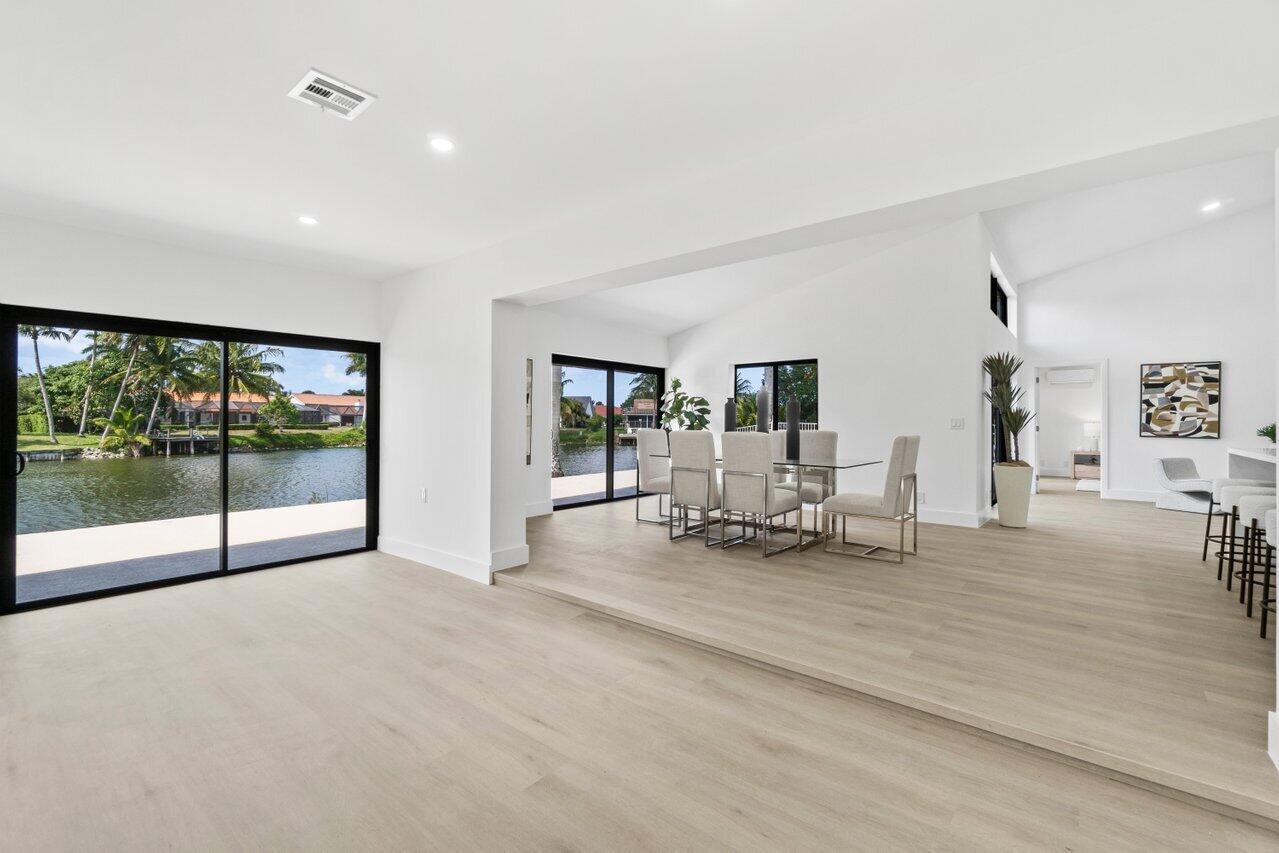 2281 Seaford Drive
