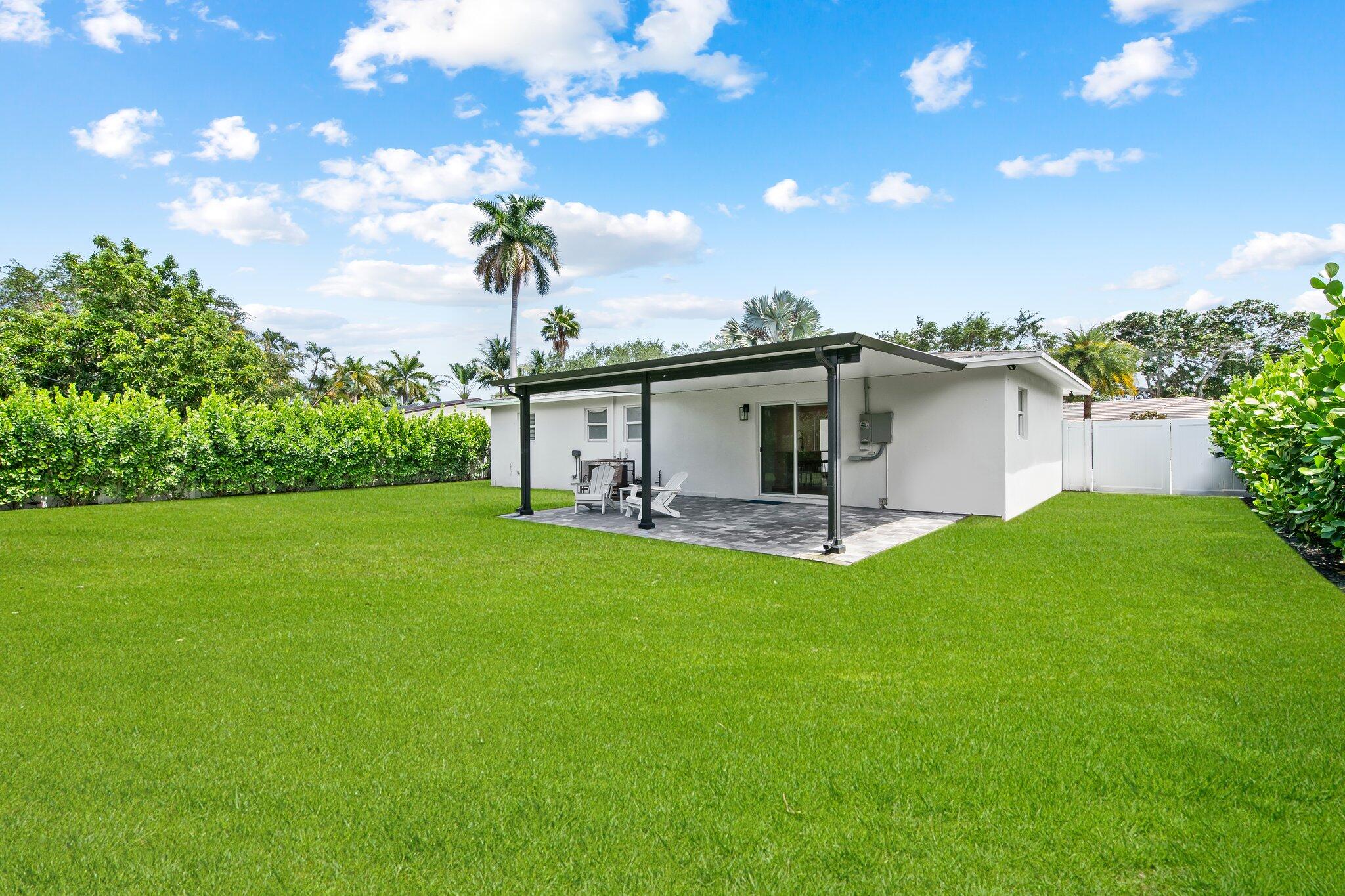 1269 NW 4th Street