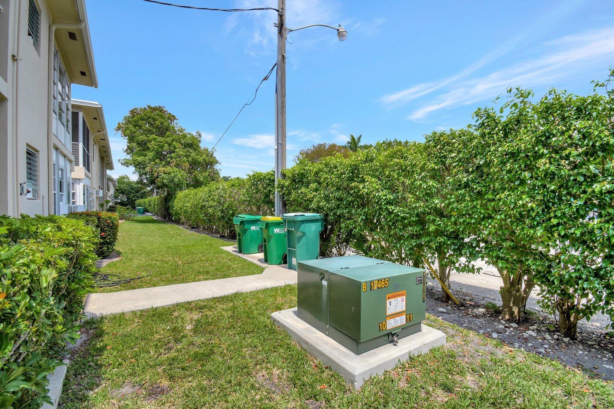2131 NE 42nd Court 107e