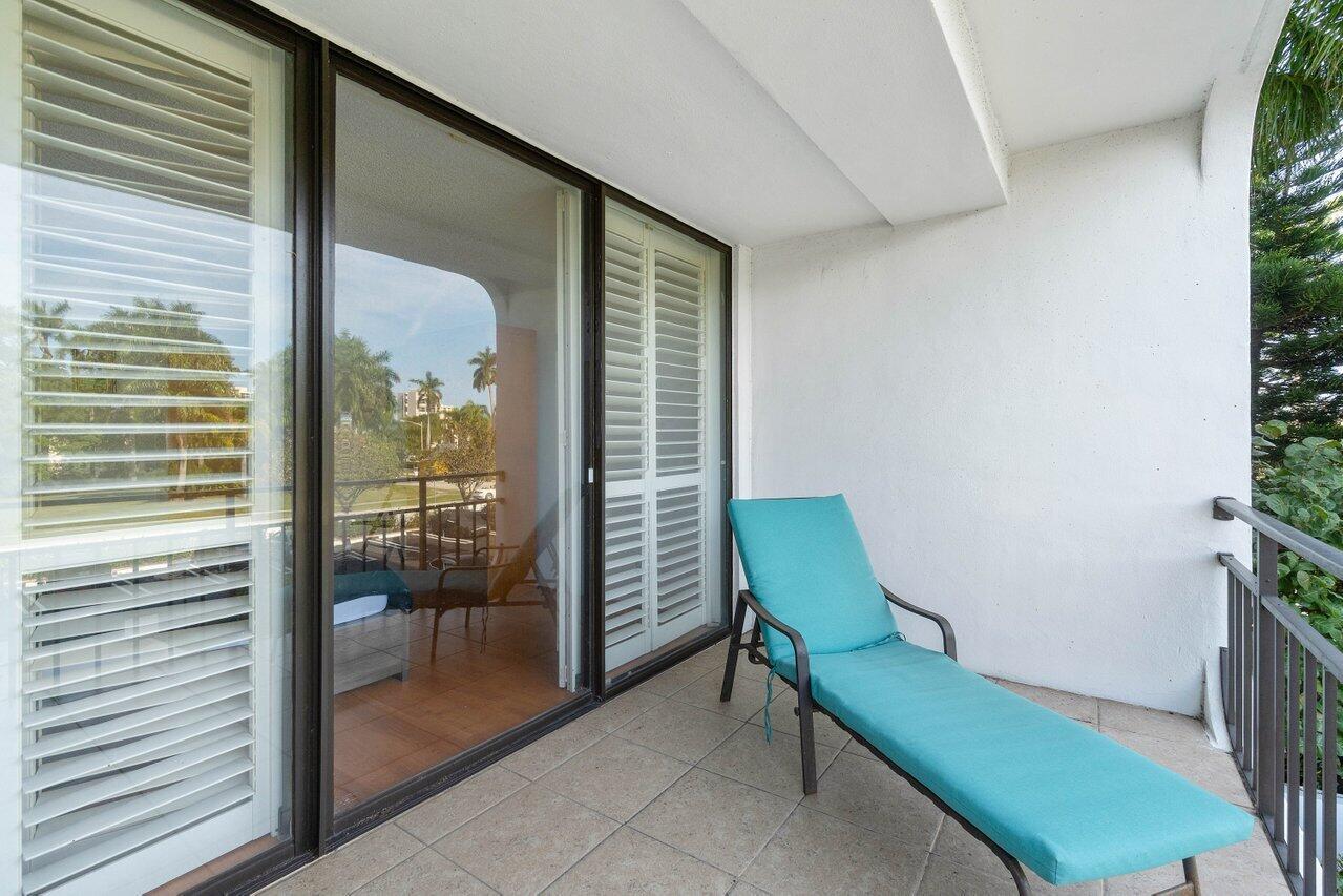 1500 Presidential Way 204