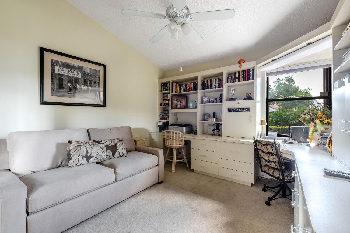 7828 Glen Garry Lane, Delray Beach