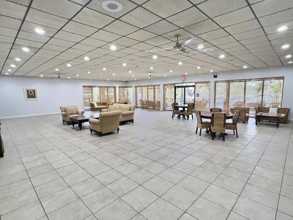 1266 S Military Trail 587, Deerfield Beach Unit: 587