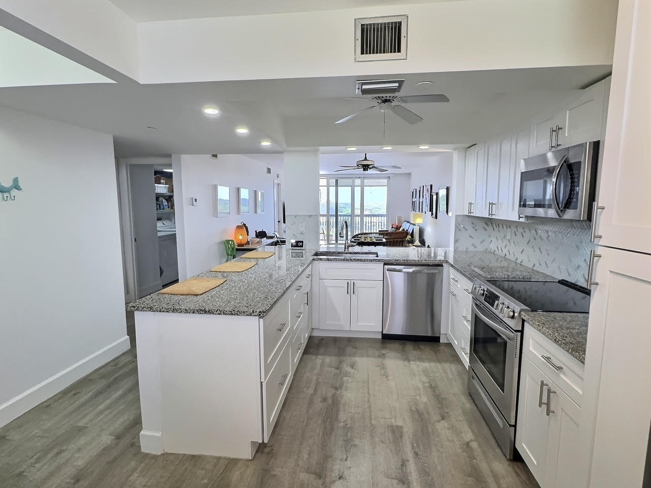 1266 S Military Trail 587, Deerfield Beach Unit: 587