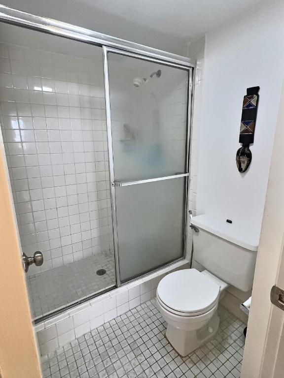 1266 S Military Trail 587, Deerfield Beach Unit: 587