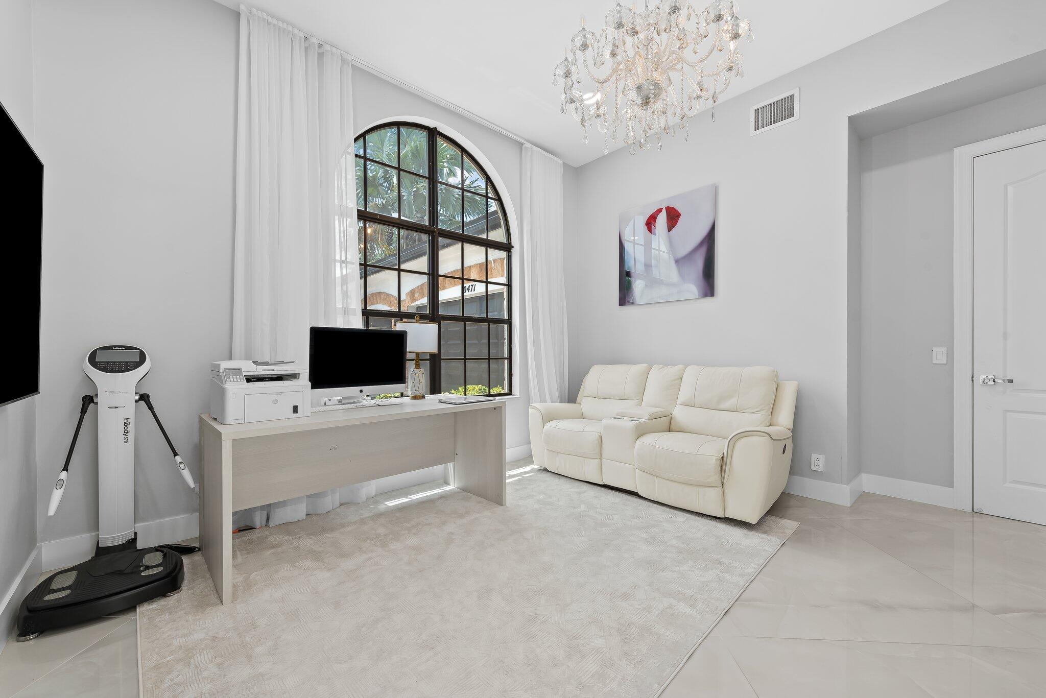 10471 Majestic Trail