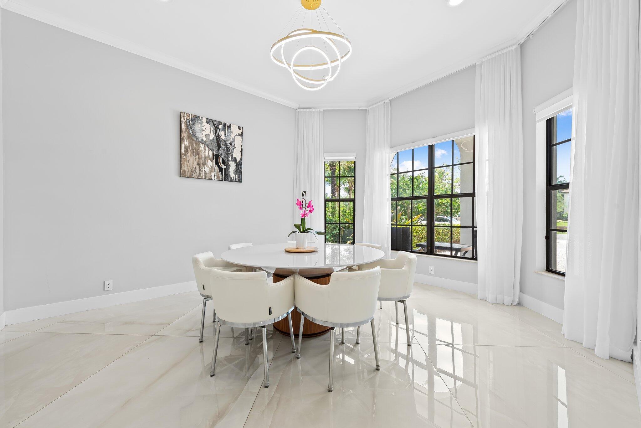 10471 Majestic Trail